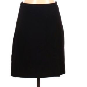 ❤️‍🔥3/$25❤️‍🔥White House Black Market Skirt
